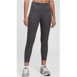 GAP fit Gray Black Cheetah Print Yoga Athletic Running Leggings
